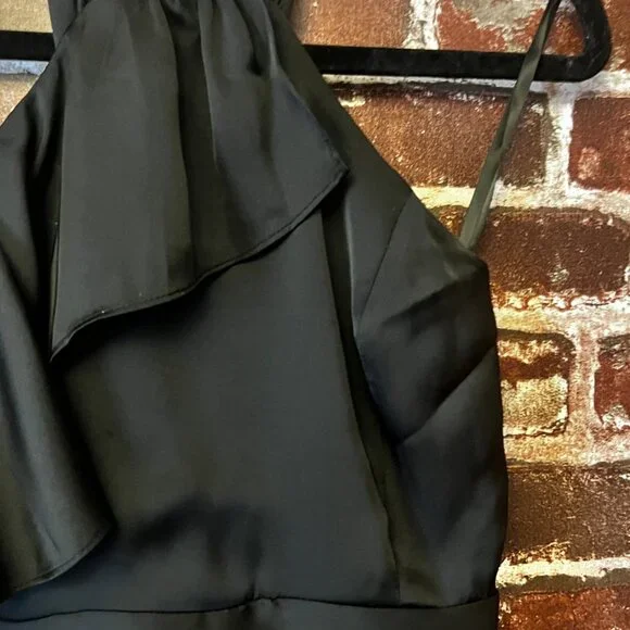 Black Halter Neck Ruffle Dress - Picture 6 of 9